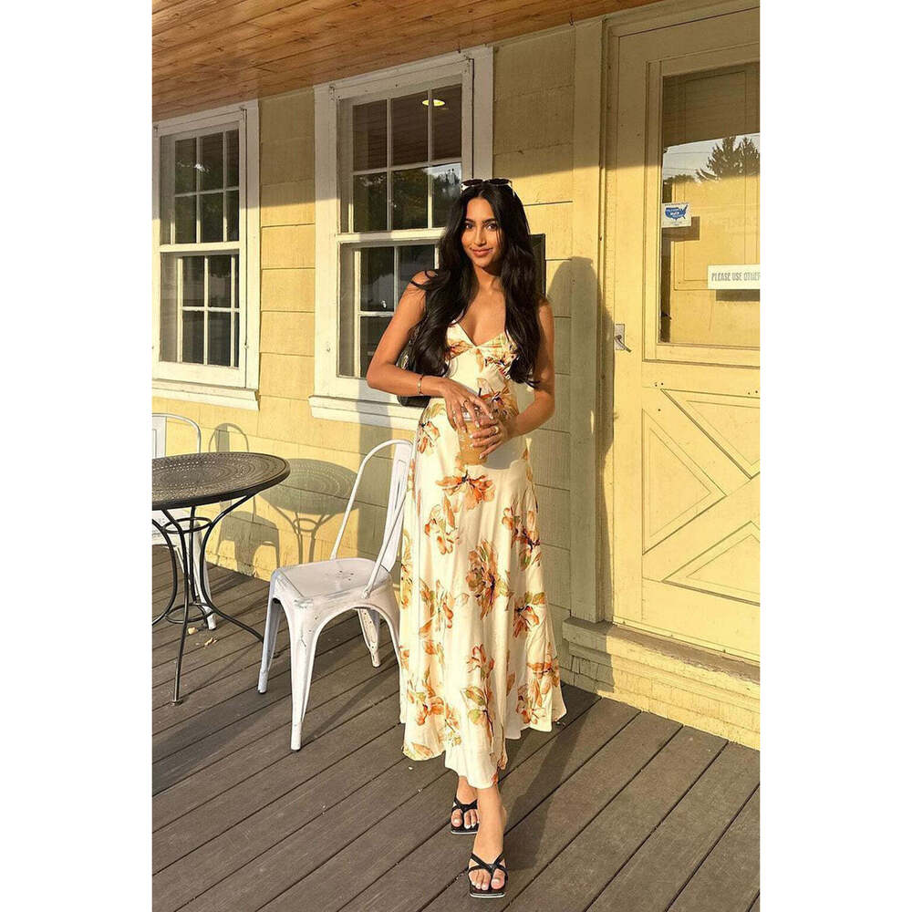 12th Tribe Palma Cream Floral Maxi Dress Size Small